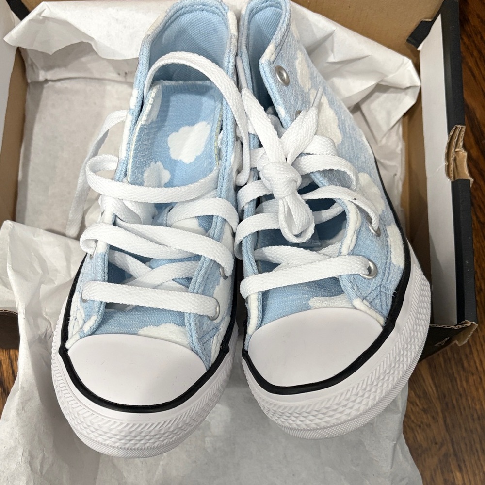 Converse Kids' Sky Blue Cloud high tops - Picture 5 of 13